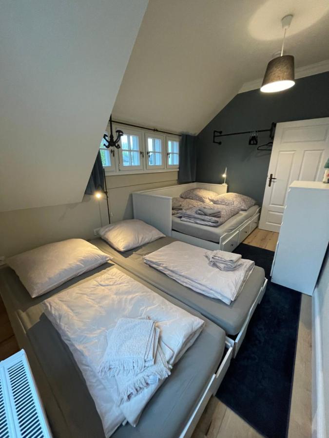 Luxus Lindenhof Apartments -Ferienwohnungen In Friesland An Der Nordsee Am Naturschutzgebiet Urwald Neuenburg  Экстерьер фото